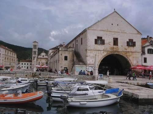 Hvar Apartman