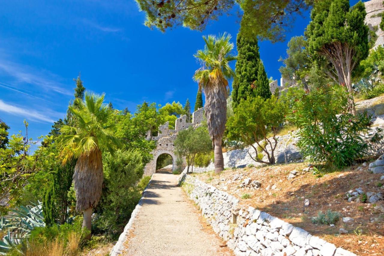 Hvar Apartman *